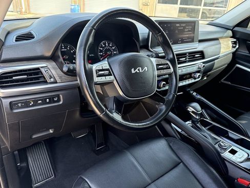 Used 2022 Kia Telluride EX w/ EX Premium Package AWD/4WD image 14