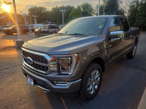 Used 2023 Ford F150 Platinum w/ Equipment Group 701A High AWD/4WD image 4