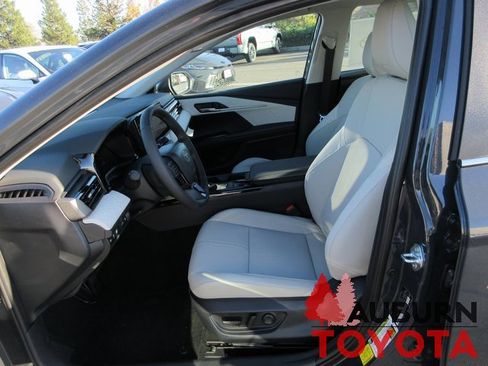 New 2026 Toyota Camry XLE image 6