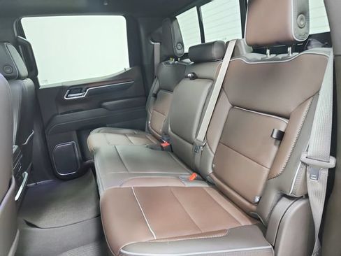Used 2026 GMC Sierra 1500 Denali w/ Denali Reserve Package AWD/4WD image 39