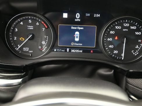 Certified 2023 Cadillac XT5 Premium Luxury w/ Technology Package FWD image 11
