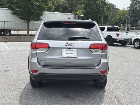 Used 2020 Jeep Grand Cherokee Laredo RWD image 7