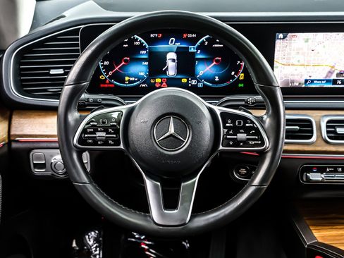 Used 2020 Mercedes-Benz GLE 350 4MATIC image 19