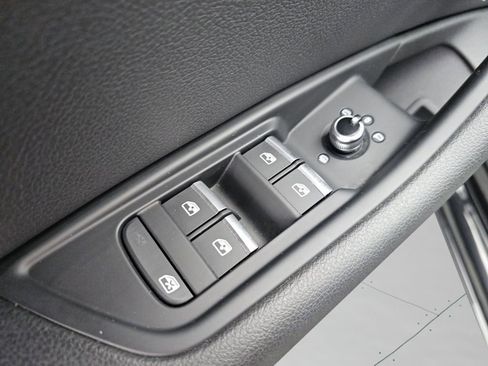 Used 2017 Audi A4 2.0T Premium w/ Convenience Package image 30