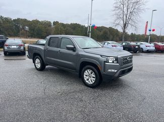 Used 2022 Nissan Frontier SV video 1