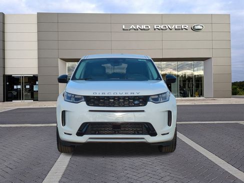 New 2025 Land Rover Discovery Sport S image 2