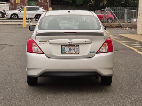 Used 2016 Nissan Versa S Plus FWD image 6