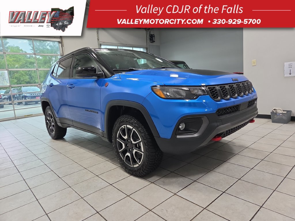 New 2026 Jeep Compass Trailhawk AWD/4WD 360° Tour