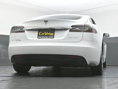 Used 2019 Tesla Model S Long Range image 48