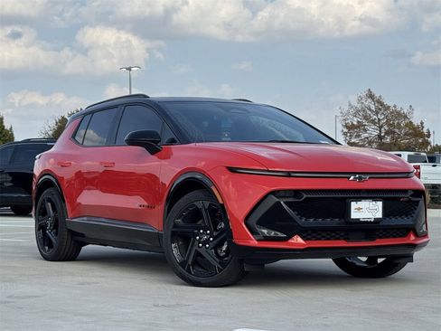 New 2026 Chevrolet Equinox EV RS image 2