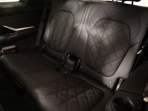 New 2025 BMW X7 xDrive40i w/ M Sport Package image 14