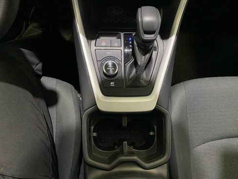 Certified 2025 Toyota RAV4 LE image 20