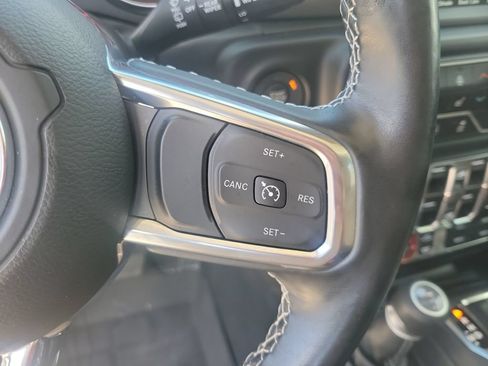 Used 2022 Jeep Wrangler Unlimited Rubicon w/ Steel Bumper Group AWD/4WD image 29
