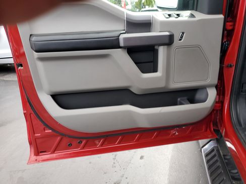 Used 2020 Ford F150 XLT w/ Equipment Group 302A Luxury image 13