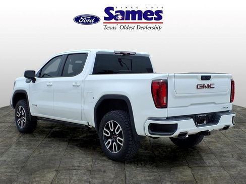 Used 2021 GMC Sierra 1500 AT4 w/ AT4 Premium Package AWD/4WD image 5