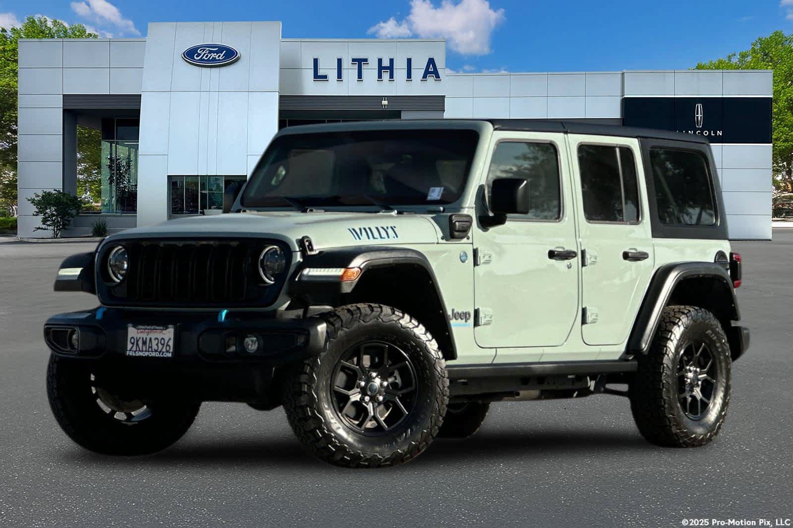 Used 2024 Jeep Wrangler Unlimited AWD/4WD image 1