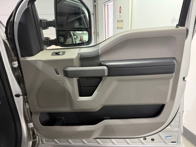 Used 2019 Ford F250 XLT w/ XLT Premium Package AWD/4WD image 23