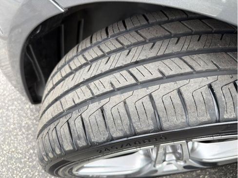 Used 2017 Mercedes-Benz E 300 image 22