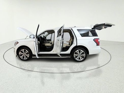 Used 2021 Ford Expedition Platinum AWD/4WD image 11