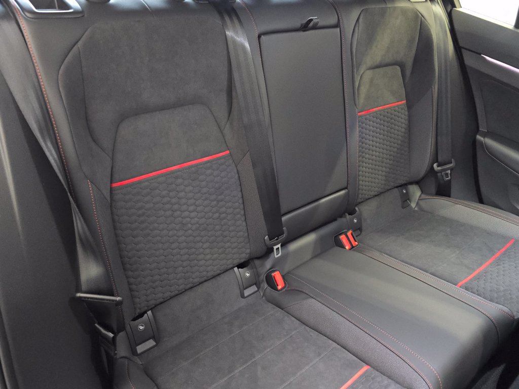 New 2026 Volkswagen GTI SE FWD image 8