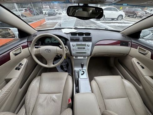 Used 2005 Toyota Solara SLE image 13
