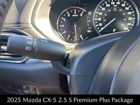 New 2025 MAZDA CX-5 AWD 2.5 S w/ Premium Plus Pkg image 12