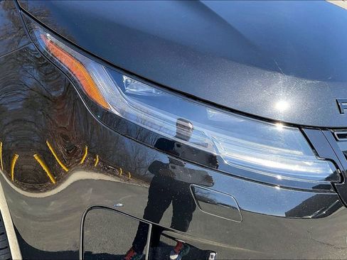 Used 2024 Land Rover Range Rover Evoque S image 31