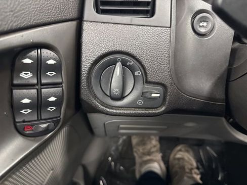 Used 2006 Ford Focus ZX4 Sedan image 32