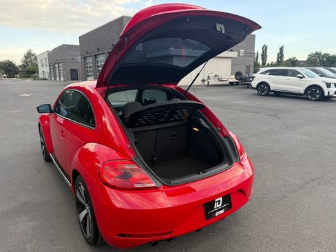 Used 2013 Volkswagen Beetle 2.0T FWD image 13