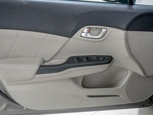 Used 2012 Honda Civic EX-L image 16