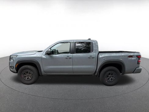 Used 2026 Nissan Frontier PRO-4X AWD/4WD image 4
