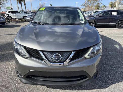 Certified 2018 Nissan Rogue Sport S image 9