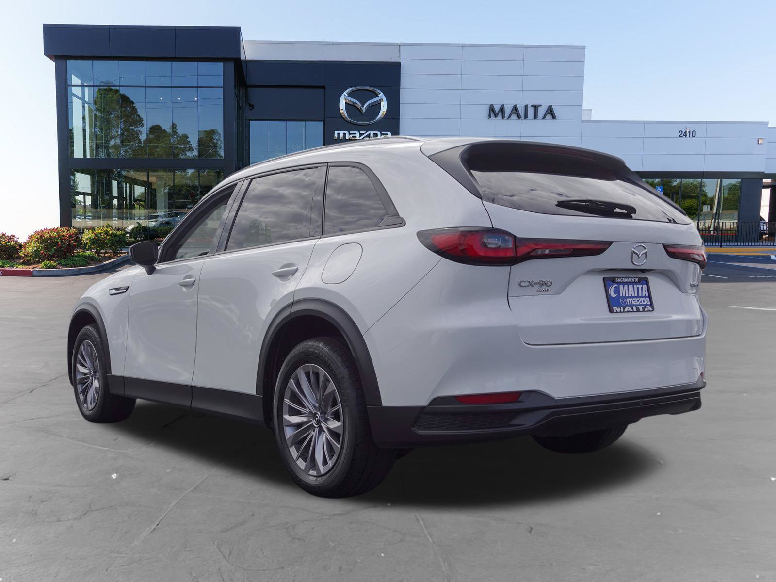 Used 2024 MAZDA CX-90 Plug-In Hybrid w/ Preferred AWD/4WD image 6