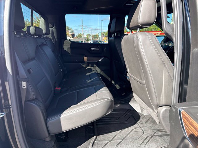 Used 2020 Chevrolet Silverado 1500 High Country w/ Technology Package AWD/4WD image 10