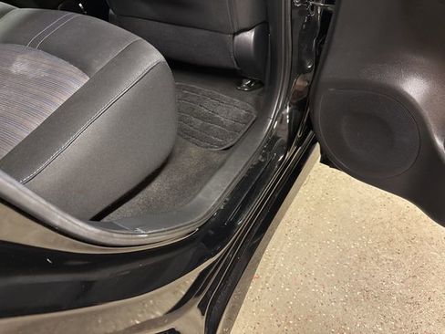 Used 2019 Nissan Leaf SV Plus w/ SV All Weather Package image 30