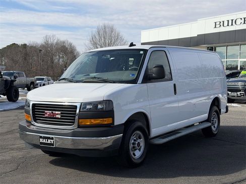 Used 2024 GMC Savana 2500 w/ Driver Convenience Package image 20