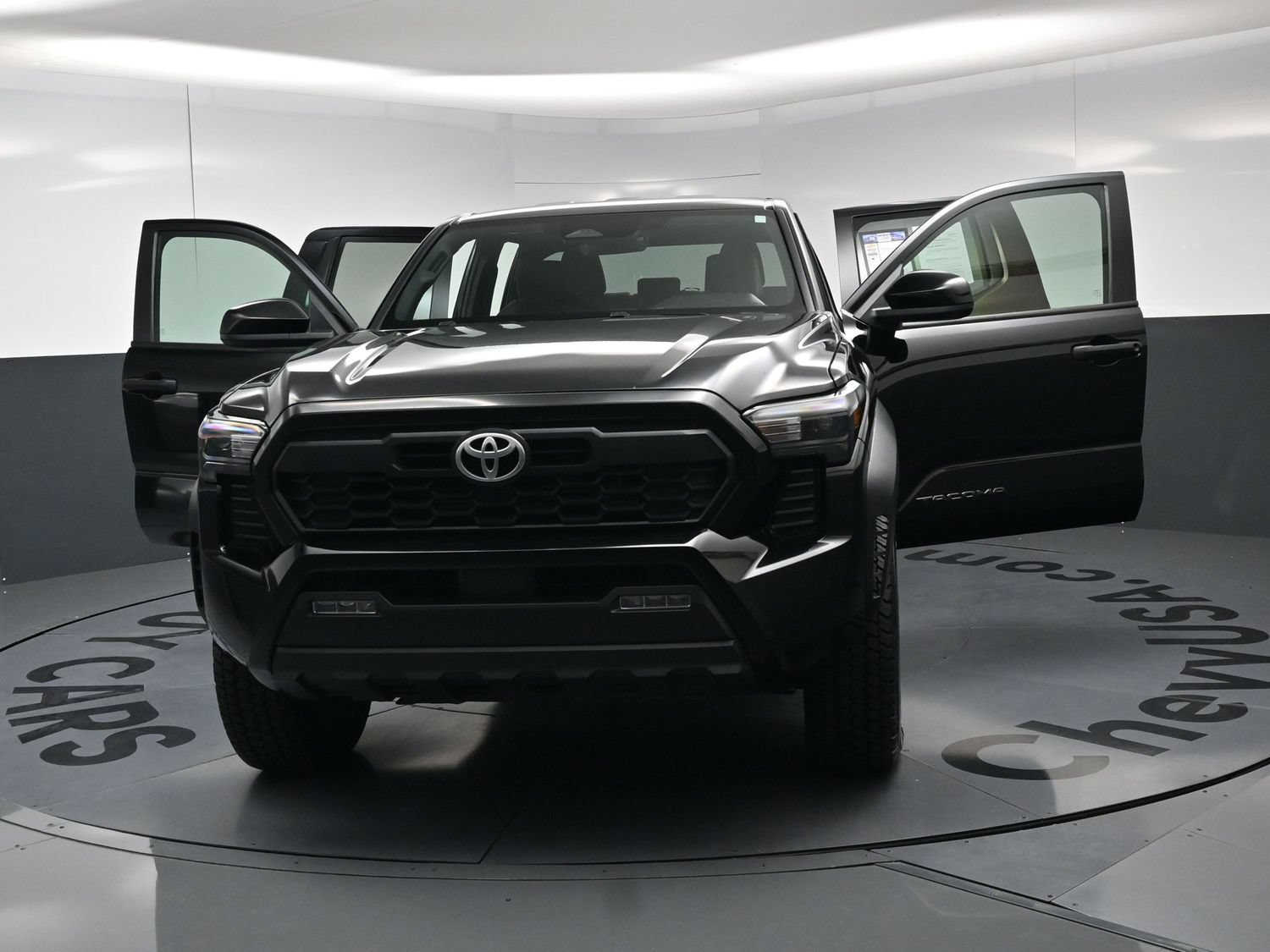 Used 2024 Toyota Tacoma TRD Off-Road AWD/4WD image 24