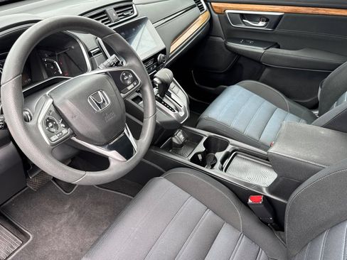 Used 2018 Honda CR-V EX image 2