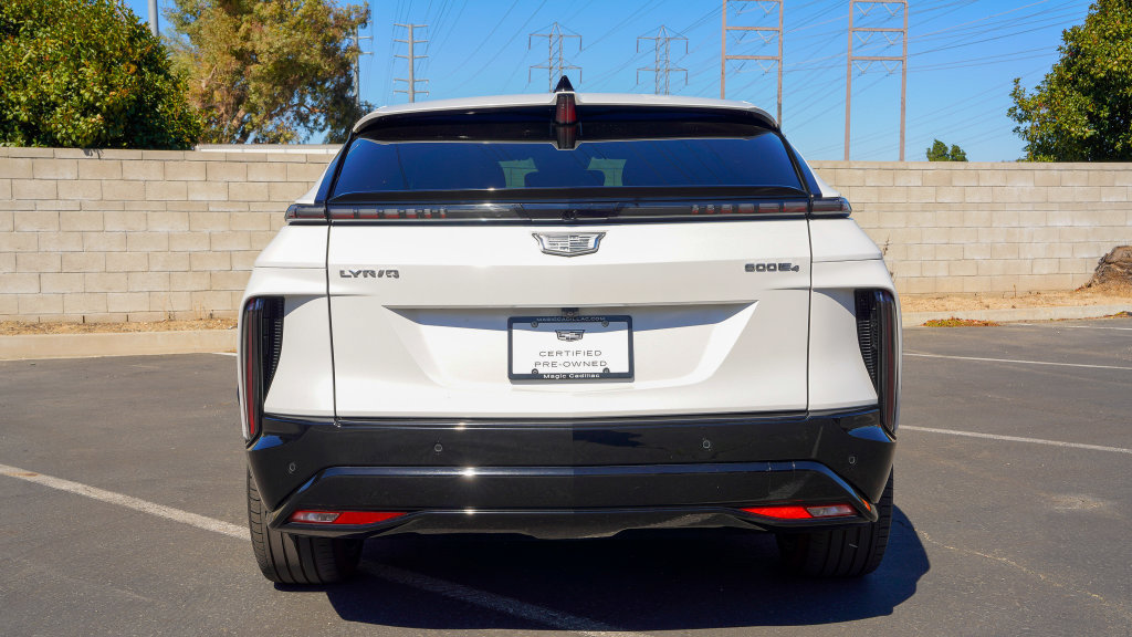 Certified 2024 Cadillac Lyriq Sport AWD/4WD image 8