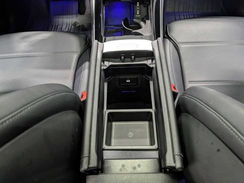 Certified 2025 Mercedes-Benz GLC 300 4MATIC image 20