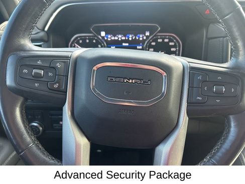 Used 2021 GMC Yukon XL Denali w/ Denali Premium Package AWD/4WD image 16