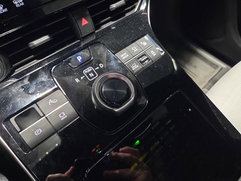 Used 2023 Subaru Solterra AWD image 23