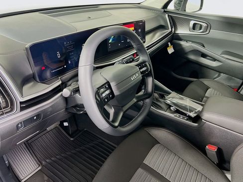 New 2026 Kia Sorento LX image 9