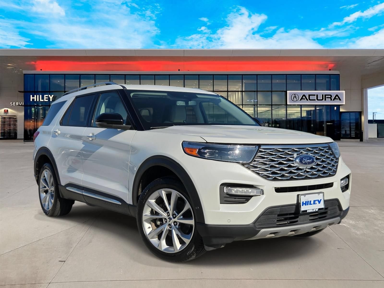 Used 2021 Ford Explorer Platinum w/ Equipment Group 601A AWD/4WD image 1