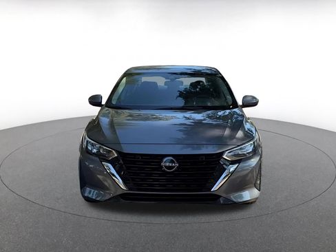 Used 2025 Nissan Sentra S image 4