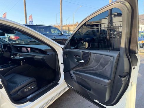 Used 2018 Lexus LS 500 AWD image 21