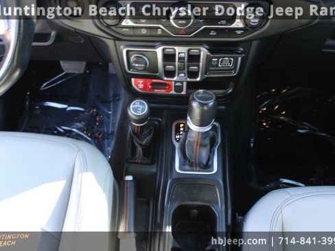 Used 2021 Jeep Gladiator Mojave image 14
