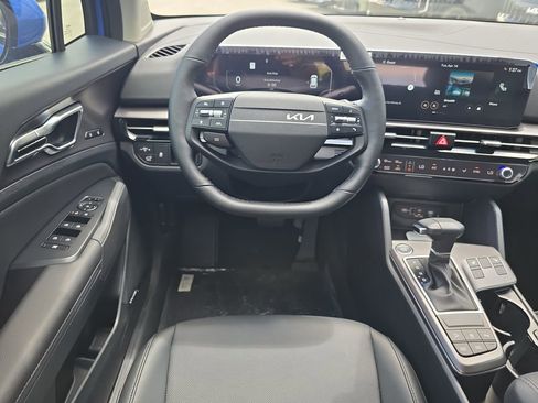 New 2026 Kia Sportage SX image 14