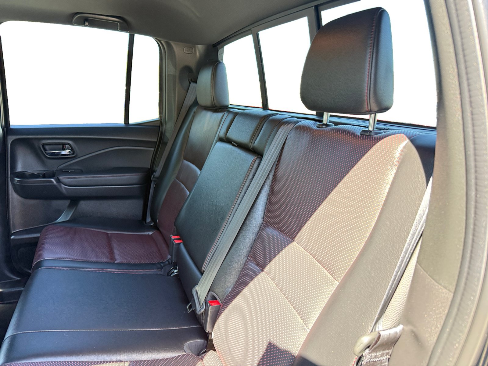 Used 2022 Honda Ridgeline Black Edition image 16
