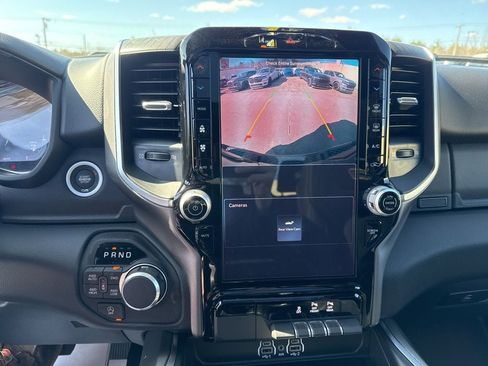 New 2026 RAM 1500 Big Horn AWD/4WD image 14